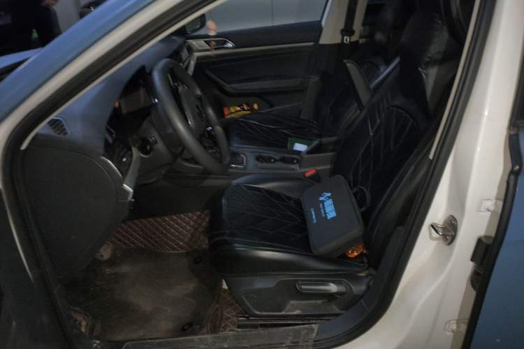 Used Volkswagen Lavida 2022 280TSI DSG Comfort Edition Left Front Seat