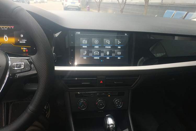 Used Volkswagen Lavida 2022 280TSI DSG Comfort Edition Audio And AC Panel