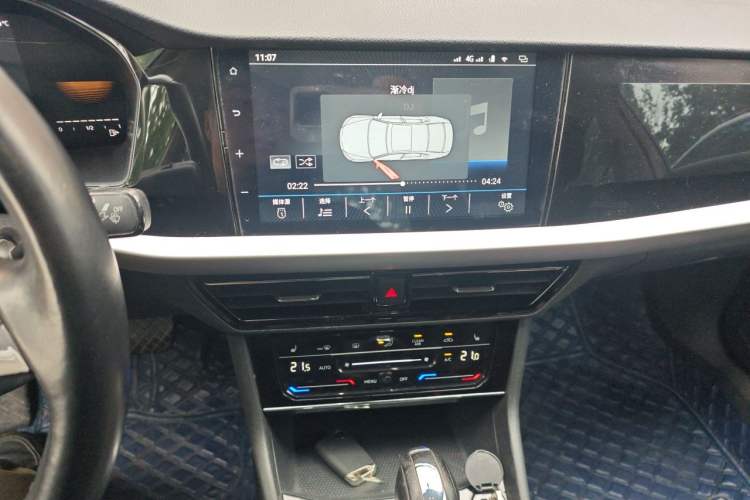Used Volkswagen Lavida 2022 280TSI DSG Luxury Edition Audio And AC Panel