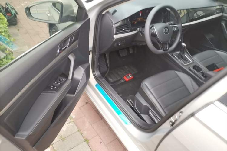 Used Volkswagen Lavida 2022 1.5L Automatic Comfort Edition Driver Seat