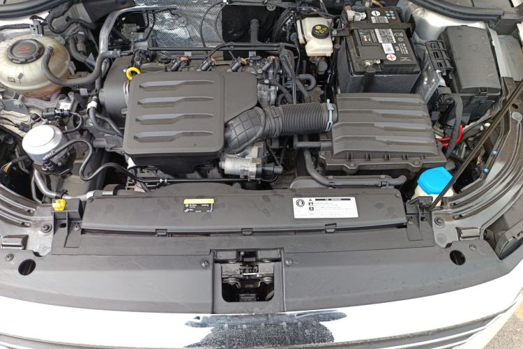 Used Volkswagen Lavida 2022 1.5L Automatic Comfort Edition Engine Bay