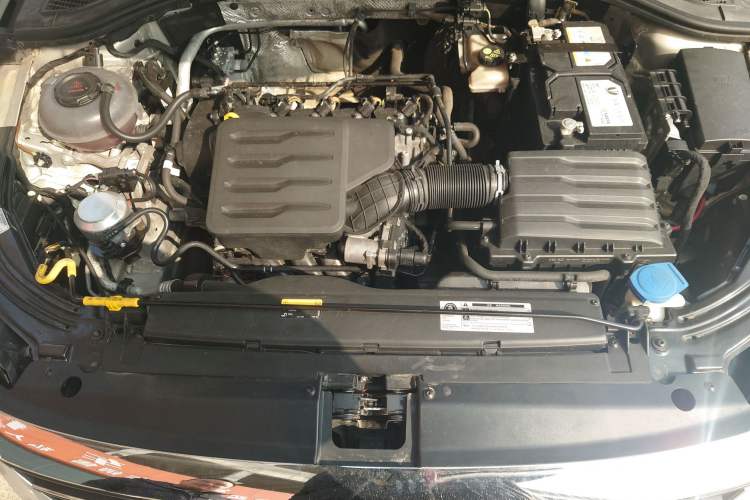 Used Volkswagen Lavida 2022 1.5L Automatic Vision Edition Engine Bay