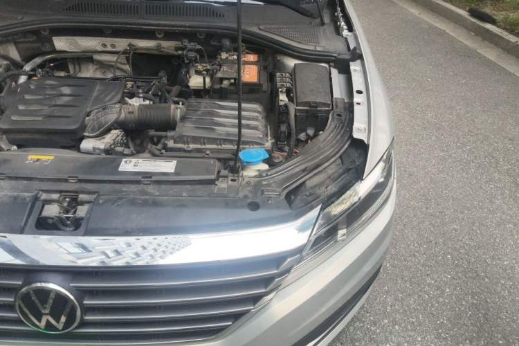 Used Volkswagen Lavida 2022 1.5L Automatic Comfort Edition Engine Bay Left