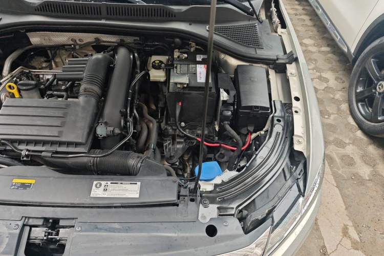 Used Volkswagen Lavida 2022 280TSI DSG Luxury Edition Engine Bay Left