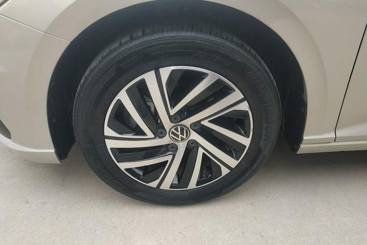 Used Volkswagen Lavida 2022 280TSI DSG Comfort Edition Exterior 4