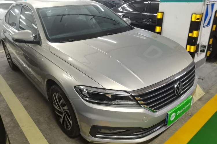Used Volkswagen Lavida 2022 280TSI DSG Comfort Edition Front Right 45 Deg