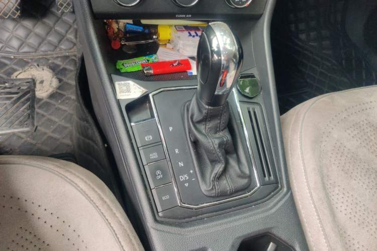 Used Volkswagen Lavida 2022 280TSI DSG Comfort Edition Gear Lever