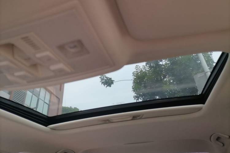 Used Volkswagen Lavida 2022 1.5L Automatic Comfort Edition Headliner