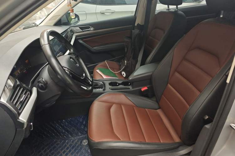 Used Volkswagen Lavida 2022 280TSI DSG Luxury Edition Left Front Seat