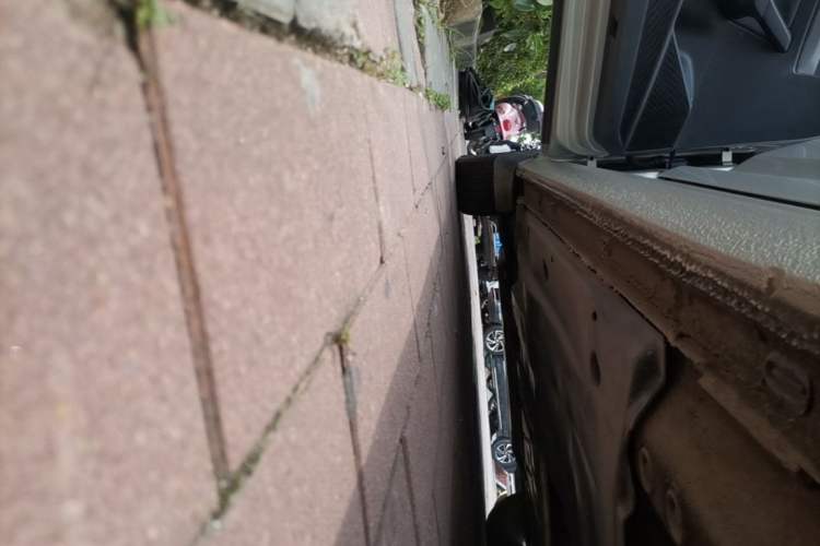 Used Volkswagen Lavida 2022 1.5L Automatic Comfort Edition Left Side Sill
