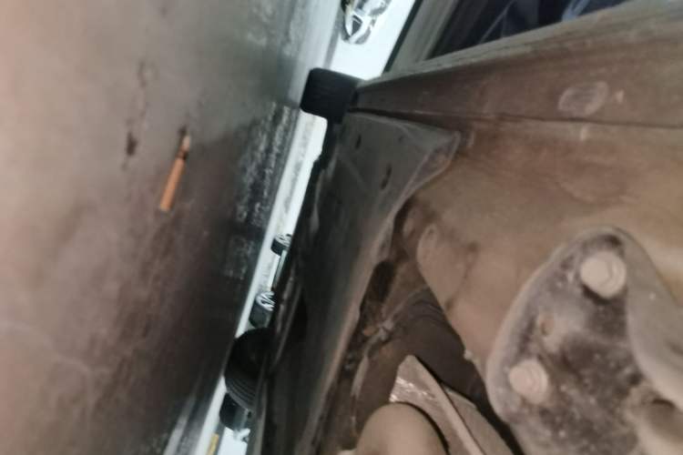 Used Volkswagen Lavida 2022 280TSI DSG Comfort Edition Left Side Sill