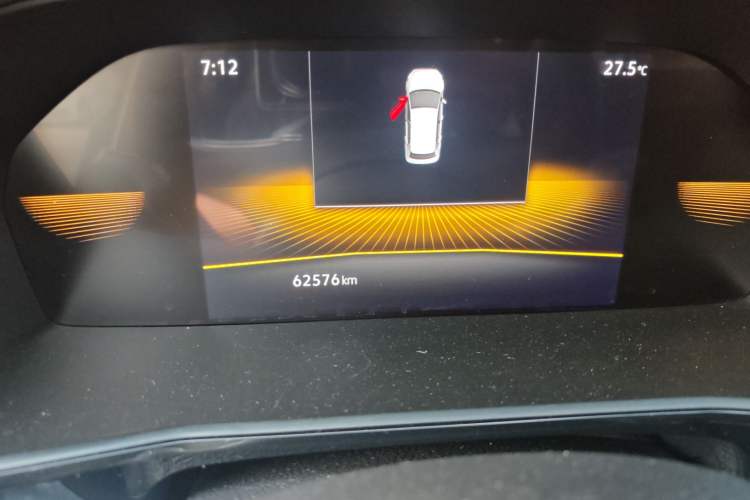 Used Volkswagen Lavida 2022 1.5L Automatic Comfort Edition Odometer Close Up