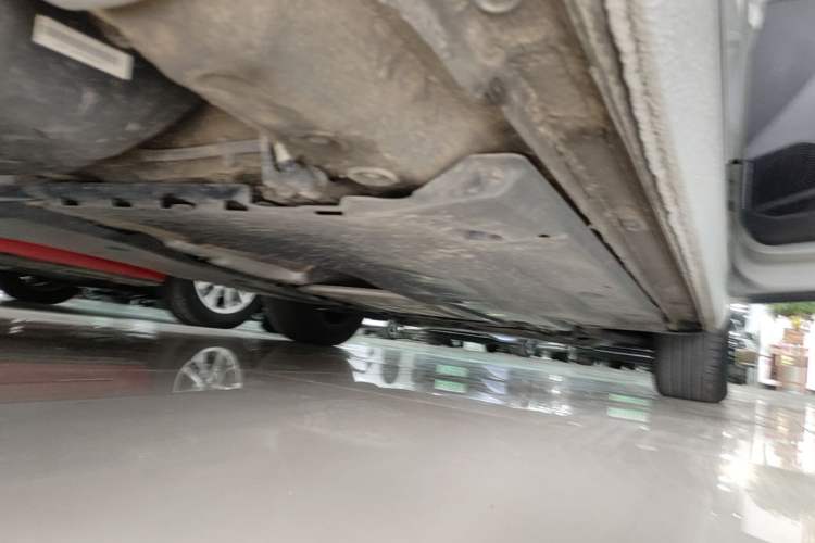 Used Volkswagen Lavida 2022 1.5L Automatic Comfort Edition Right Side Sill