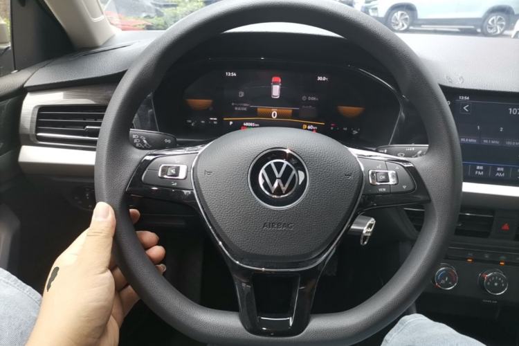 Used Volkswagen Lavida 2022 1.5L Automatic Comfort Edition Steering Wheel