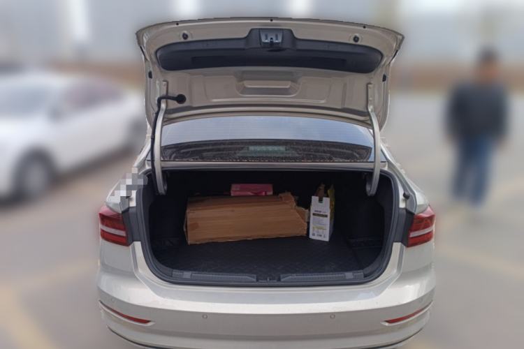 Used Volkswagen Lavida 2022 1.5L Automatic Comfort Edition Trunk