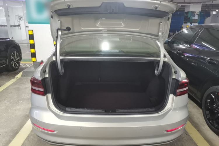 Used Volkswagen Lavida 2022 280TSI DSG Comfort Edition Trunk