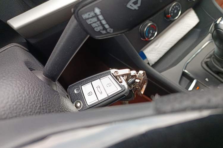 Used Volkswagen Lavida 2022 1.5L Automatic Comfort Edition Vehicle Key
