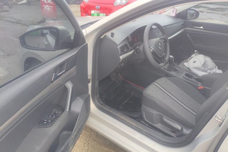 Used Volkswagen Lavida 2022 1.5L Automatic Fashion Edition Driver Seat