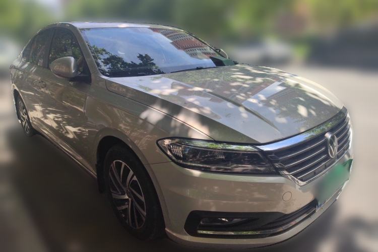 Used Volkswagen Lavida 2022 280TSI DSG Comfort Edition Front Right 45 Deg
