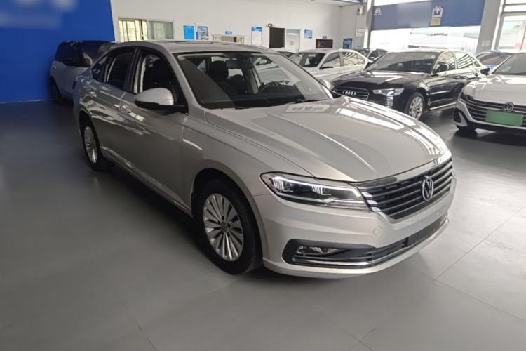 Used Volkswagen Lavida 2022 280TSI DSG Comfort Edition Front Right 45 Deg