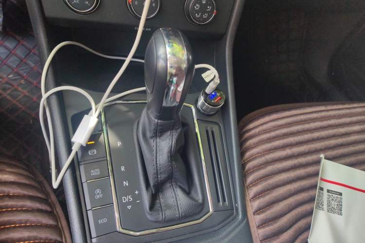 Used Volkswagen Lavida 2022 280TSI DSG Comfort Edition Gear Lever