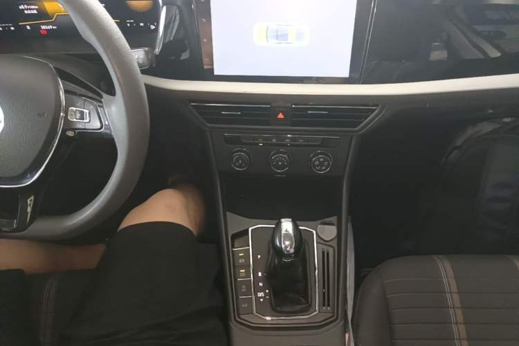 Used Volkswagen Lavida 2022 280TSI DSG Comfort Edition Gear Lever