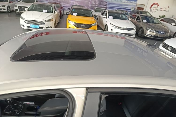 Used Volkswagen Lavida 2022 280TSI DSG Comfort Edition Roof