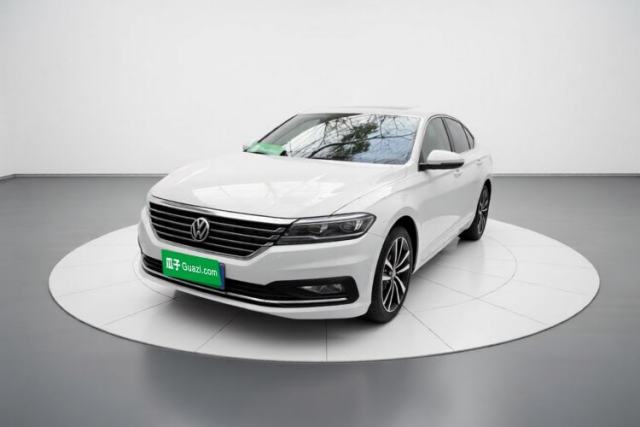 Ojetý Volkswagen Lavida 2022 1.5L Automatic Vision Edition