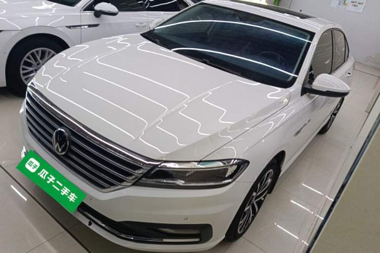 Used Volkswagen Lavida 2022 280TSI DSG Luxury Edition Guazi used car, China used car export, Used car for sale, Used  cars, Cheapest cars for sale