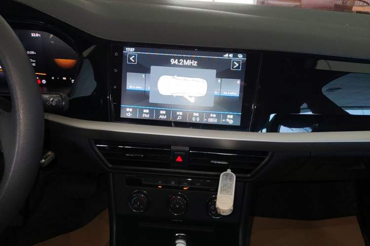 Used Volkswagen Lavida 2022 280TSI DSG Comfort Edition Audio And AC Panel
