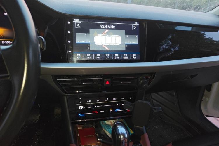 Used Volkswagen Lavida 2022 280TSI DSG Luxury Edition Audio And AC Panel