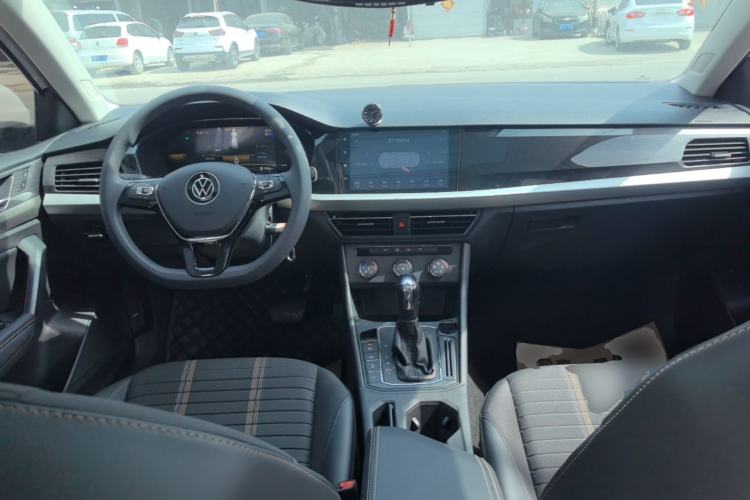 Used Volkswagen Lavida 2022 280TSI DSG Comfort Edition Center Console