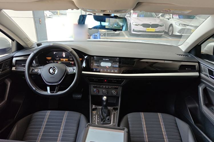 Used Volkswagen Lavida 2022 280TSI DSG Comfort Edition Center Console