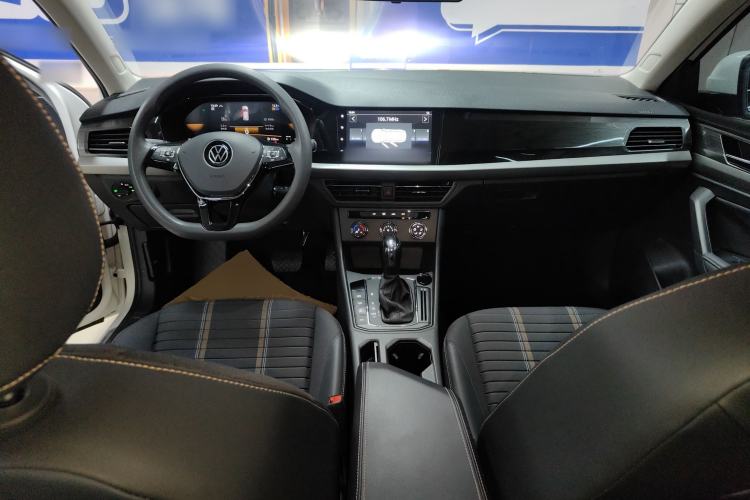 Used Volkswagen Lavida 2022 280TSI DSG Comfort Edition Center Console