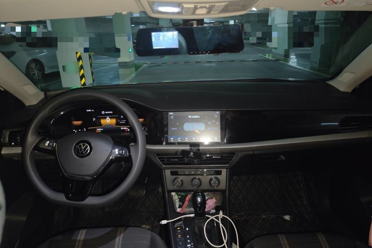 Used Volkswagen Lavida 2022 280TSI DSG Comfort Edition Center Console