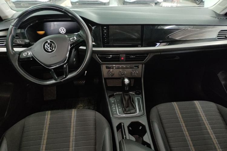 Used Volkswagen Lavida 2022 280TSI DSG Comfort Edition Center Console