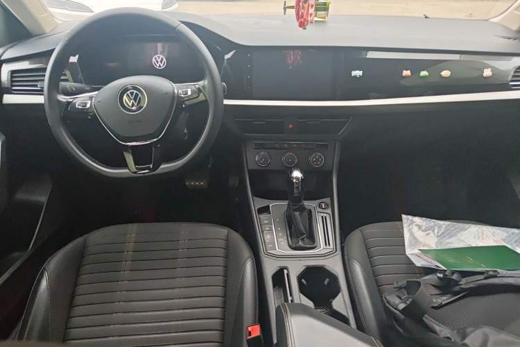 Used Volkswagen Lavida 2022 280TSI DSG Comfort Edition Center Console