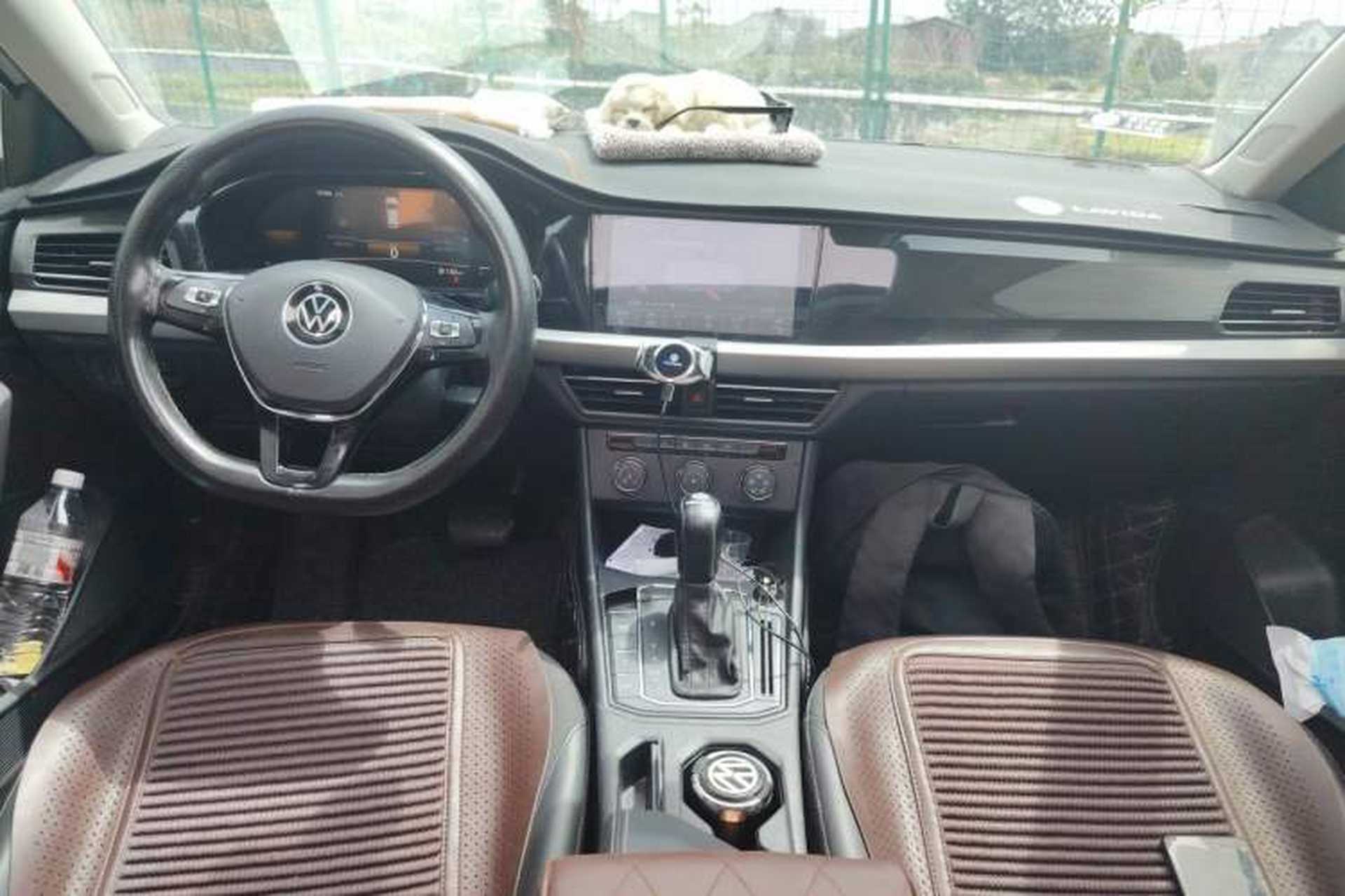 Used Volkswagen Lavida 2022 280TSI DSG Comfort Edition Center Console