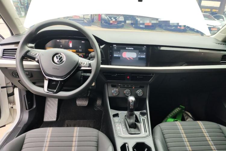 Used Volkswagen Lavida 2022 280TSI DSG Comfort Edition Center Console