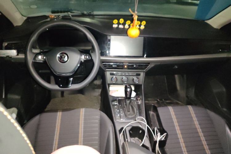 Used Volkswagen Lavida 2022 280TSI DSG Comfort Edition Center Console