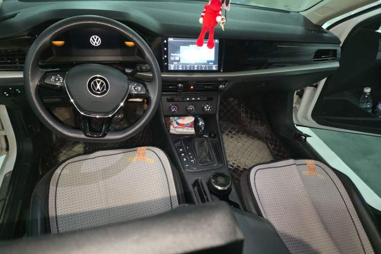 Used Volkswagen Lavida 2022 280TSI DSG Comfort Edition Center Console