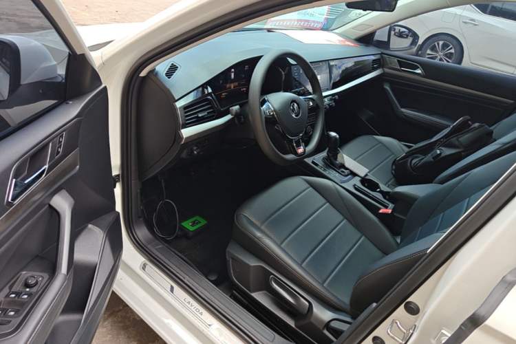 Used Volkswagen Lavida 2022 1.5L Automatic Comfort Edition Driver Seat
