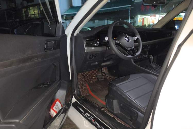 Used Volkswagen Lavida 2022 1.5L Automatic Comfort Edition Driver Seat