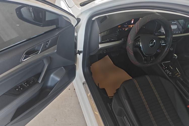 Used Volkswagen Lavida 2022 280TSI DSG Comfort Edition Driver Seat