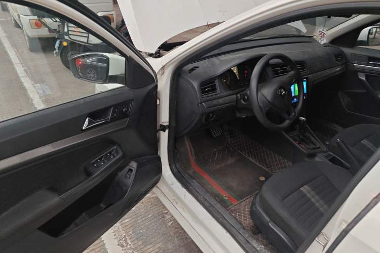 Used Volkswagen Lavida 2022 1.5L Automatic Fashion Edition Driver Seat
