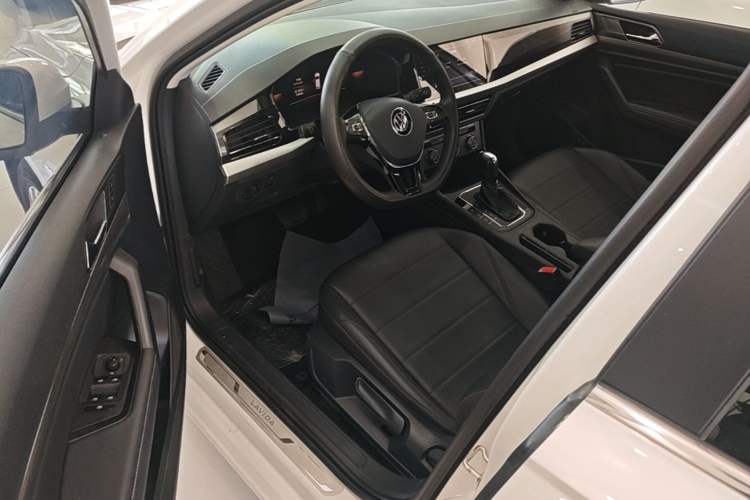 Used Volkswagen Lavida 2022 1.5L Automatic Comfort Edition Driver Seat