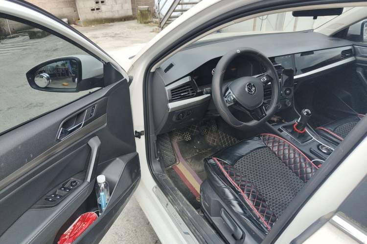 Used Volkswagen Lavida 2022 1.5L Manual Comfort Edition Driver Seat