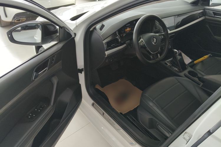 Used Volkswagen Lavida 2022 1.5L Automatic Comfort Edition Driver Seat