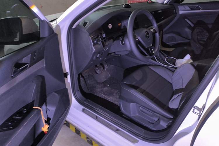 Used Volkswagen Lavida 2022 1.5L Automatic Comfort Edition Driver Seat