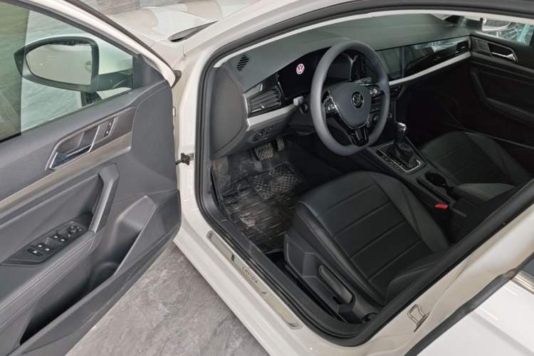 Used Volkswagen Lavida 2022 1.5L Automatic Comfort Edition Driver Seat